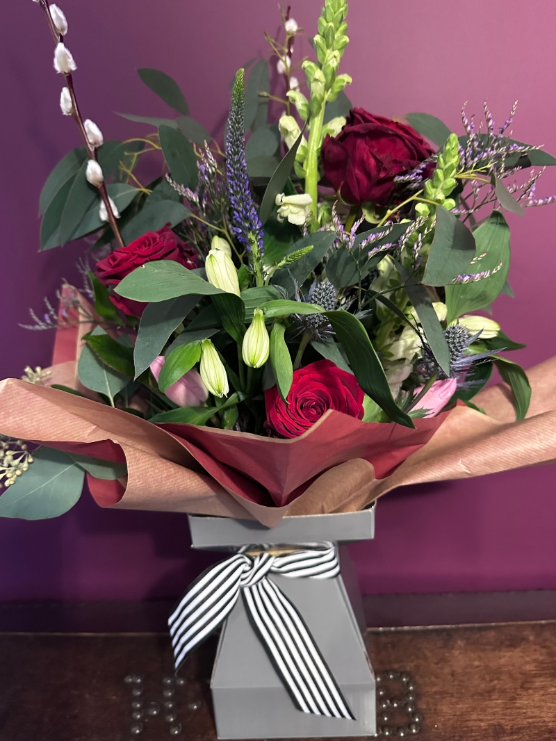 Red Rose Valentine (Florist Choice)