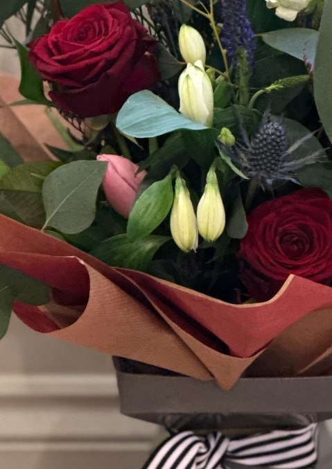 Red Rose Valentine (Florist Choice)